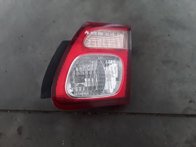 bontott NISSAN ALMERA II Jobb Belső Hátsó Lámpa