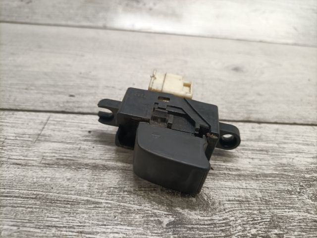 bontott NISSAN ALMERA II Jobb első Ablakemelő Kapcsoló