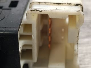 bontott NISSAN ALMERA II Jobb első Ablakemelő Kapcsoló