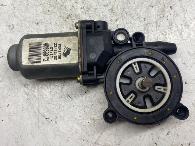 bontott NISSAN ALMERA II Jobb első Ablakemelő Motor