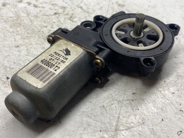 bontott NISSAN ALMERA II Jobb első Ablakemelő Motor