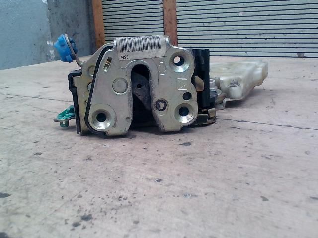 bontott NISSAN ALMERA II Jobb első Ajtózár