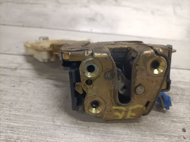 bontott NISSAN ALMERA II Jobb első Ajtózár