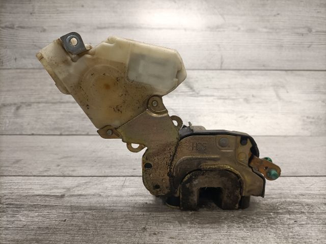 bontott NISSAN ALMERA II Jobb első Ajtózár