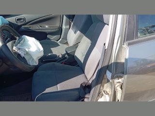 bontott NISSAN ALMERA II Jobb első Biztonsági Öv Csat