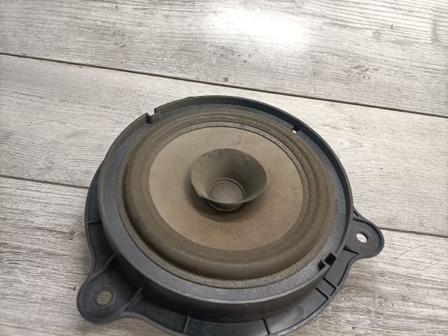 bontott NISSAN ALMERA II Jobb első Hangszóró