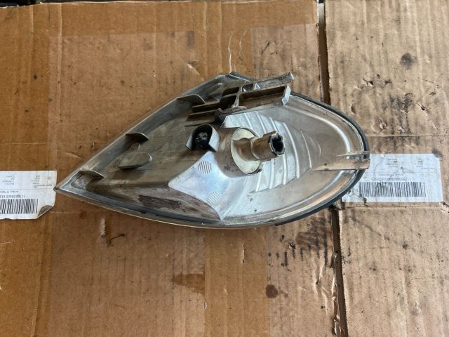 bontott NISSAN ALMERA II Jobb első Irányjelző