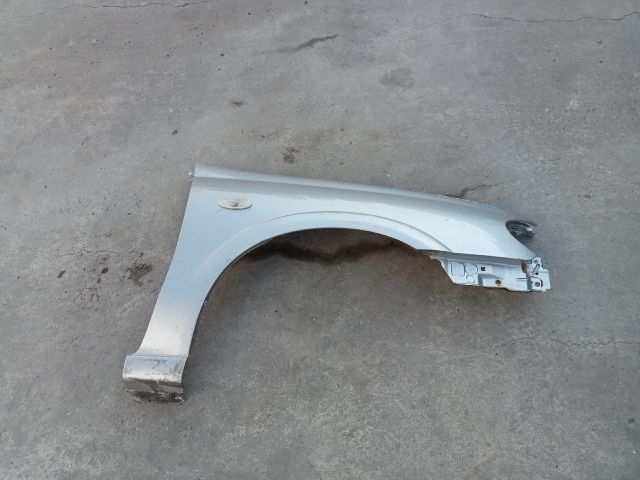 bontott NISSAN ALMERA II Jobb első Sárvédő