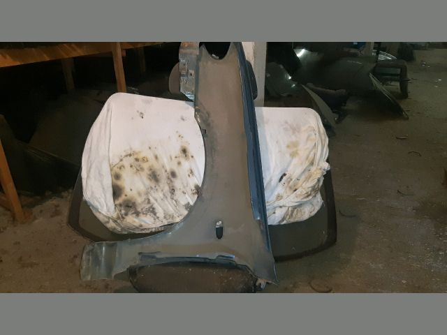 bontott NISSAN ALMERA II Jobb első Sárvédő