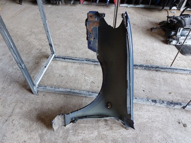 bontott NISSAN ALMERA II Jobb első Sárvédő