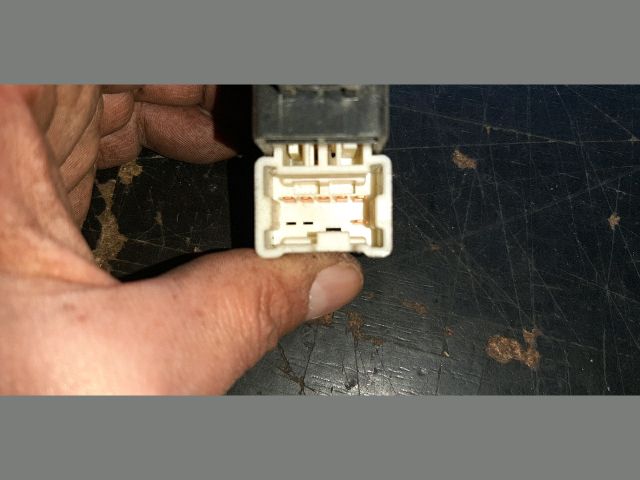 bontott NISSAN ALMERA II Jobb hátsó Ablakemelő Kapcsoló