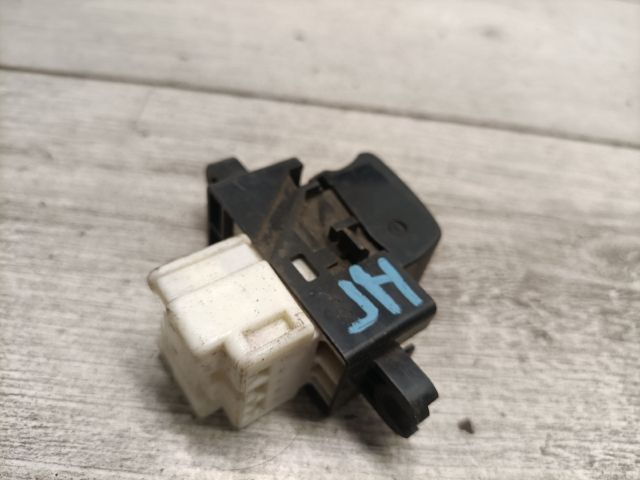 bontott NISSAN ALMERA II Jobb hátsó Ablakemelő Kapcsoló