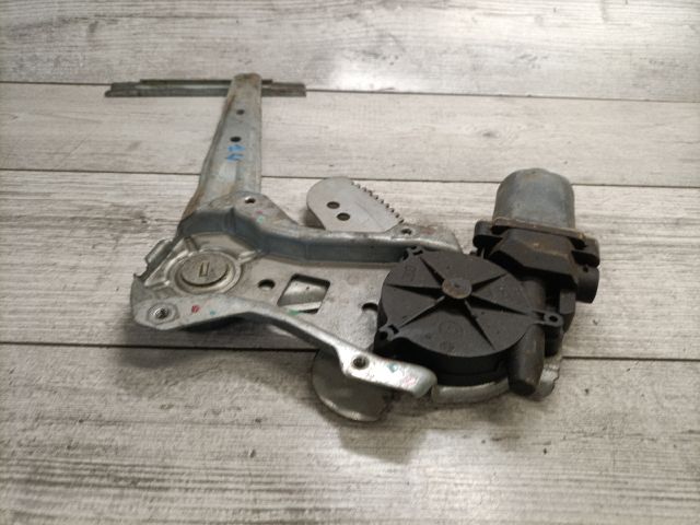 bontott NISSAN ALMERA II Jobb hátsó Ablakemelő Szerkezet (Elektromos)