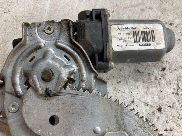 bontott NISSAN ALMERA II Jobb hátsó Ablakemelő Szerkezet (Elektromos)