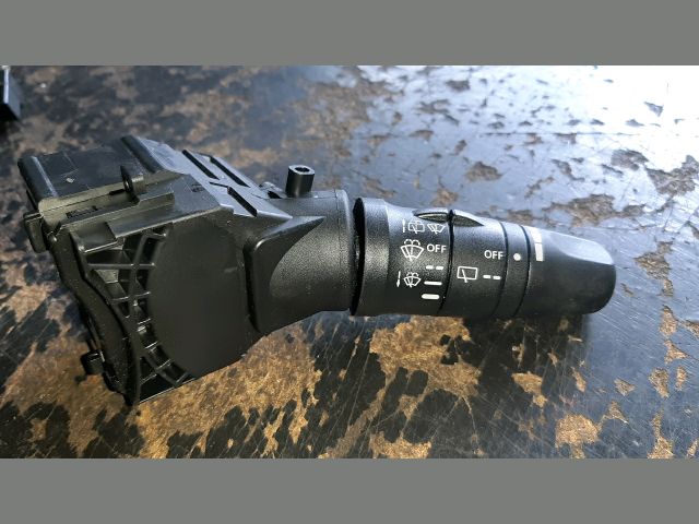 bontott NISSAN ALMERA II Jobb Kormánykapcsoló Ablaktörlő