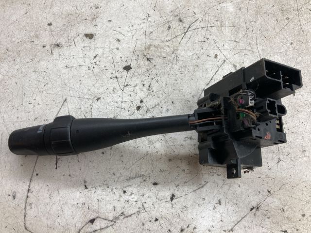 bontott NISSAN ALMERA II Jobb Kormánykapcsoló Ablaktörlő