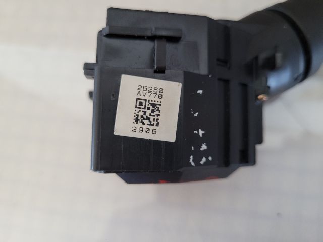 bontott NISSAN ALMERA II Jobb Kormánykapcsoló Ablaktörlő