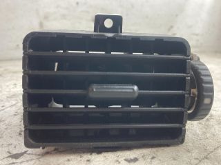 bontott NISSAN ALMERA II Jobb Szellőző