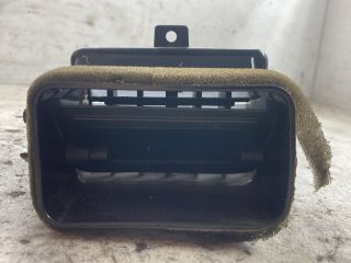 bontott NISSAN ALMERA II Jobb Szellőző