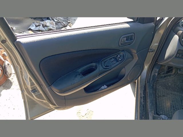 bontott NISSAN ALMERA II Kézifék Kar