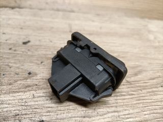 bontott NISSAN ALMERA II Központizár Kapcsoló