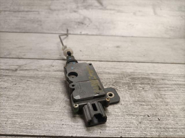 bontott NISSAN ALMERA II Központizár Motor Csomagtérajtó