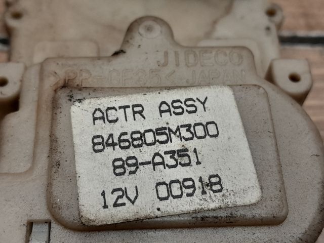 bontott NISSAN ALMERA II Központizár Motor Csomagtérajtó