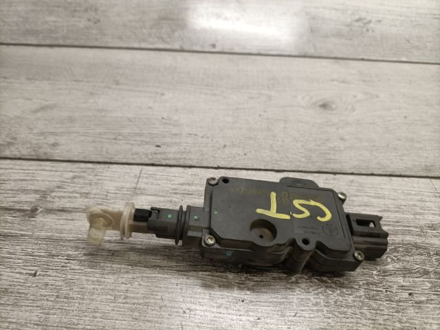 bontott NISSAN ALMERA II Központizár Motor Csomagtérajtó