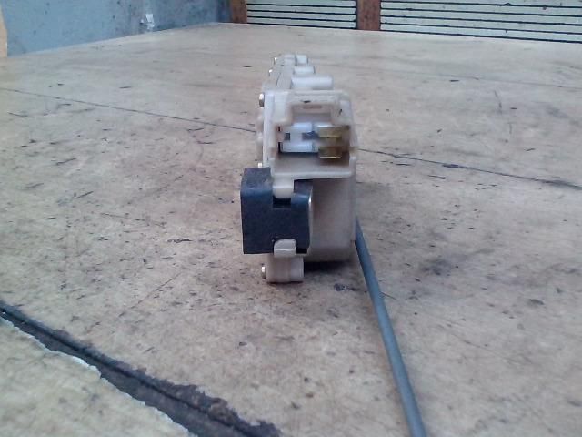 bontott NISSAN ALMERA II Központizár Motor Csomagtérajtó