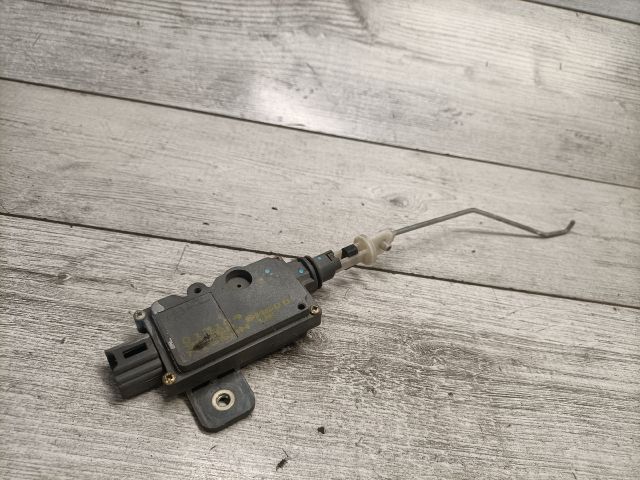 bontott NISSAN ALMERA II Központizár Motor Csomagtérajtó