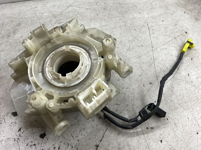 bontott NISSAN ALMERA II Légzsák Átvezető Szalagkábel