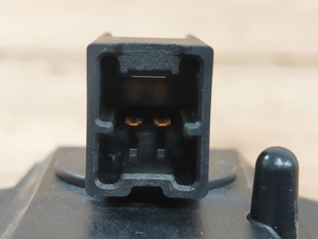 bontott NISSAN ALMERA II Pótféklámpa