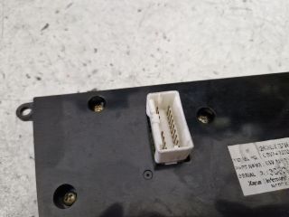 bontott NISSAN ALMERA II Rádió / CD Kapcsoló