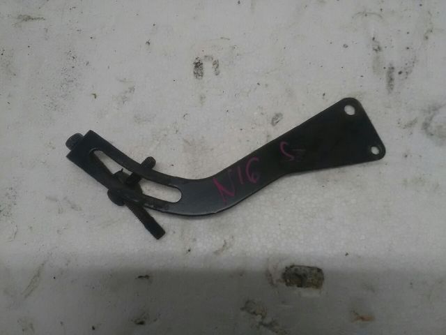 bontott NISSAN ALMERA II Szervó Tartó Bak Szíjfeszítővel