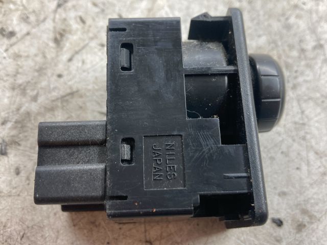 bontott NISSAN ALMERA II Tükör Kapcsoló