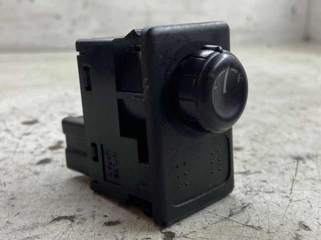 bontott NISSAN ALMERA II Tükör Kapcsoló