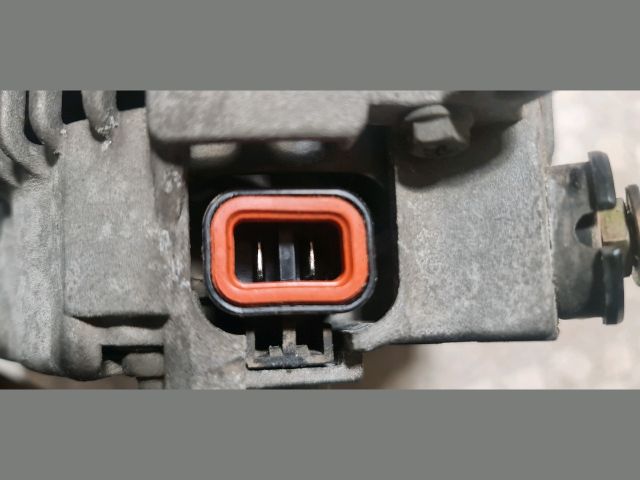 bontott NISSAN ALMERA TINO Generátor