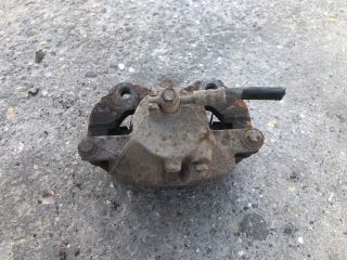 bontott NISSAN ALMERA TINO Jobb első Féknyereg Munkahengerrel