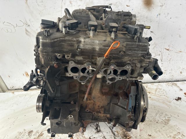 bontott NISSAN ALMERA TINO Motor (Fűzött blokk hengerfejjel)