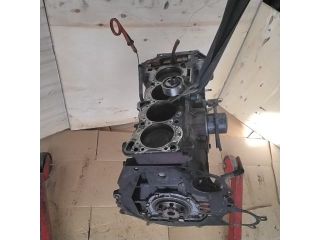 bontott NISSAN ALMERA TINO Motorblokk (Fűzött)