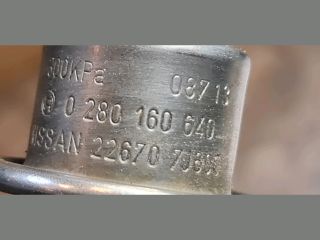 bontott NISSAN ALMERA TINO Porlasztó Sor / Híd