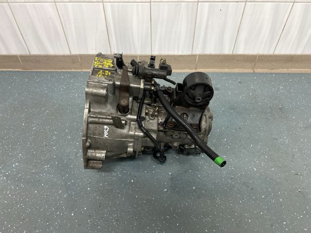 bontott NISSAN ALMERA TINO Váltó (Mechanikus)