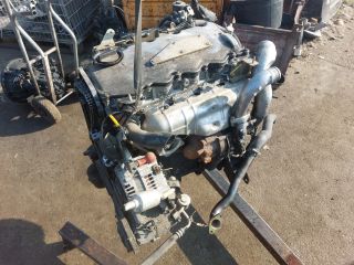 bontott NISSAN ALMERA TINO Komplett Motor (Segédberendezésekkel)