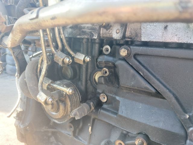 bontott NISSAN ALMERA TINO Komplett Motor (Segédberendezésekkel)