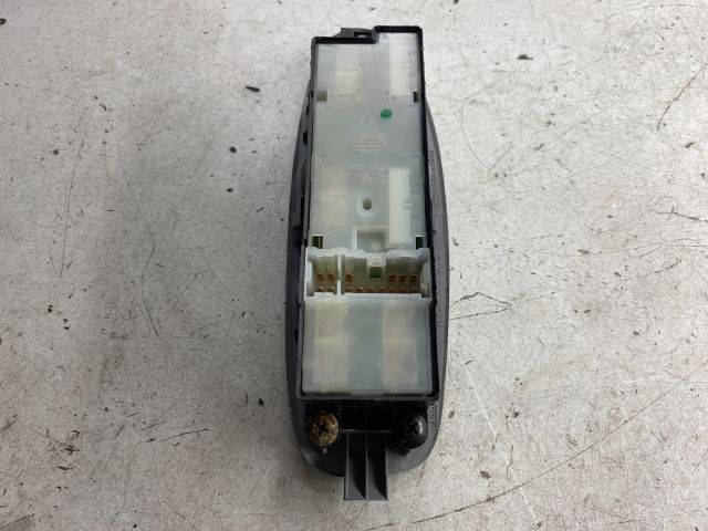 bontott NISSAN ALMERA TINO Bal első Ablakemelő Kapcsoló