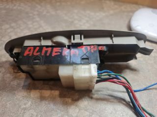 bontott NISSAN ALMERA TINO Bal első Ablakemelő Kapcsoló