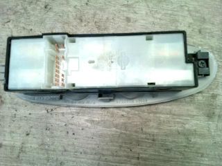 bontott NISSAN ALMERA TINO Bal első Ablakemelő Kapcsoló