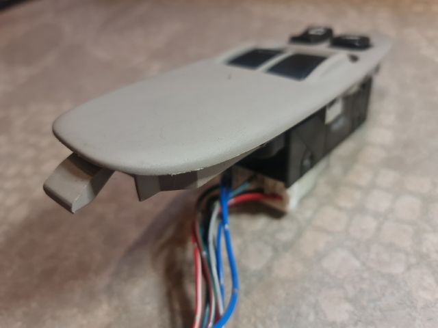 bontott NISSAN ALMERA TINO Bal első Ablakemelő Kapcsoló