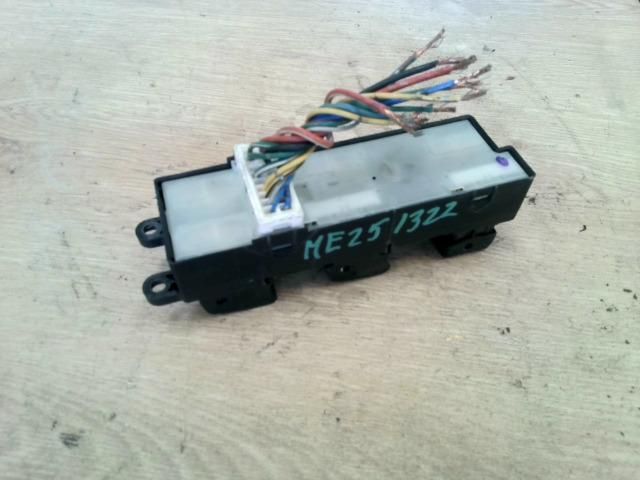 bontott NISSAN ALMERA TINO Bal első Ablakemelő Kapcsoló