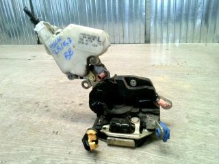 bontott NISSAN ALMERA TINO Bal első Ajtózár